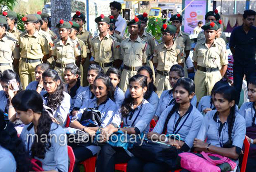 Vijay Diwas observed in Mangaluru    1